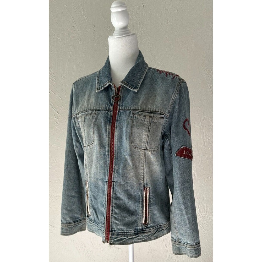 Chicos Denim Jean Jacket Sz 1 4 Pocket Embroidered‎ Distressed Wash Love Hearts